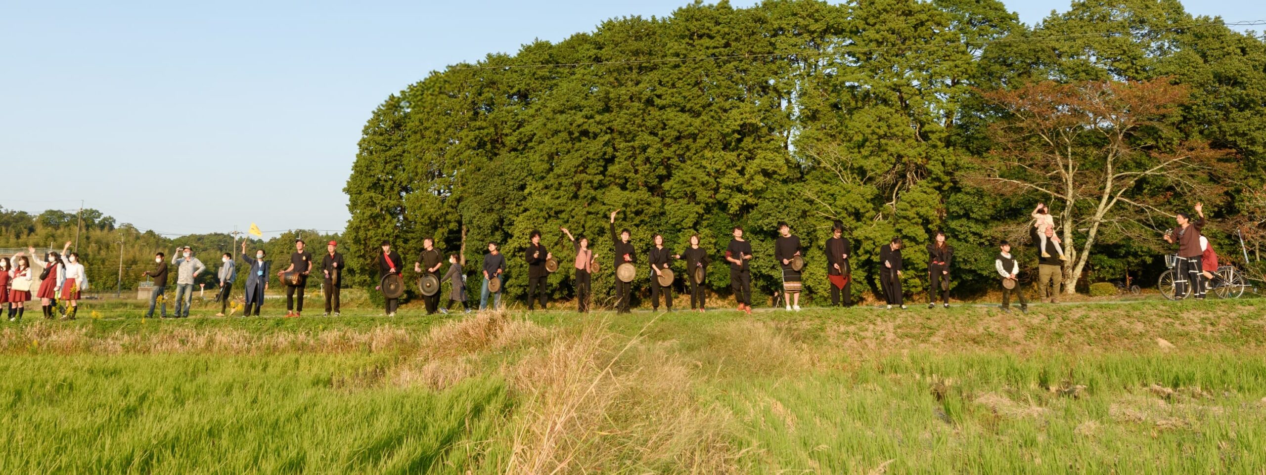 2026年4月1日より、(公財)びわ湖芸術文化財団 地域創造部に、びわ湖芸術文化交流センター（Biwako Arts & Communication Center）という愛称がつきました。通称、BiWACC（ビワック）です。よろしくお願いします！